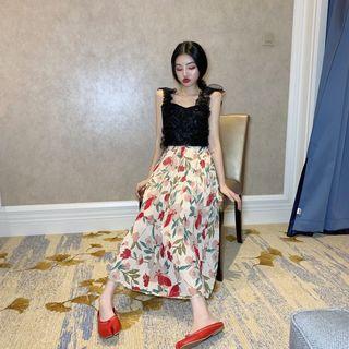 Lace Cropped Camisole Top / Flower Print Midi A-line Skirt