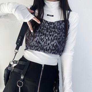 Leopard Print Cropped Camisole Top / Long-sleeve Turtleneck T-shirt