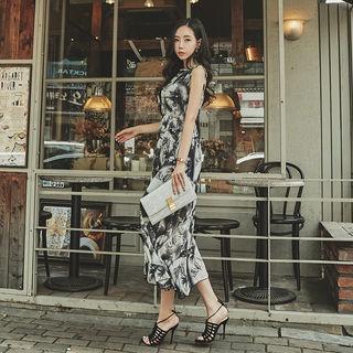 Crew-neck Sleeveless Foliage Maxi Dress
