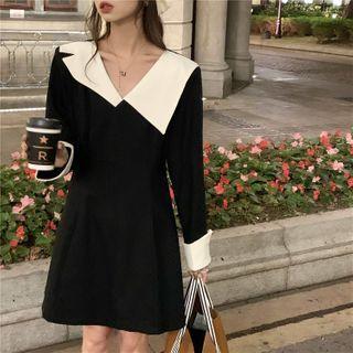 Color-block V-neck A-line Midi Dress