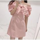 Puff-sleeve Bow Accent A-line Dress