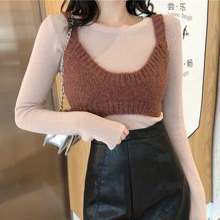 Plain Long-sleeve Top / Cropped Knit Vest