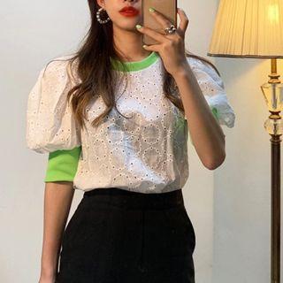 Piped Distressed Puff-sleeve Top