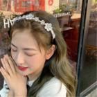 Flower Acrylic Headband White - One Size