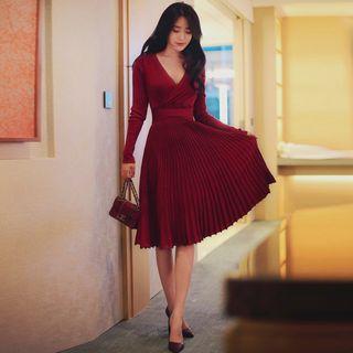 Accordion Pleated A-line Knit Dress