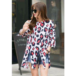 Slit-detail Leopard Top