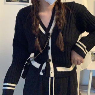 V-neck Contrast Trim Striped Cropped Cardigan