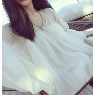 V-neck 3/4-sleeve Mesh Top