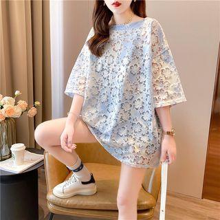 3/4-sleeve Cutout Floral T-shirt