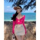 Long-sleeve V-neck Cutout Cropped T-shirt / Denim Mini Pencil Skirt