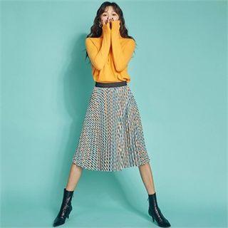 Accordion-pleat Patterned Midi Skirt Green - One Size