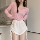 Long-sleeve V-neck Slit T-shirt / High-waist Drawstring Shorts