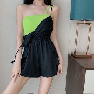 Plain Sleeveless Jumper Shorts / Slim-fit Camisole Top