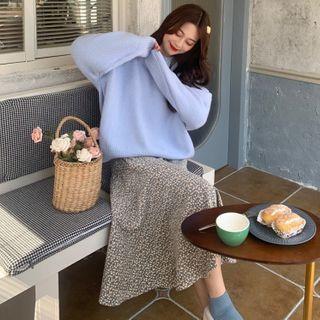 Crew-neck Sweater / Flower Print Spaghetti Strap Midi Shift Dress