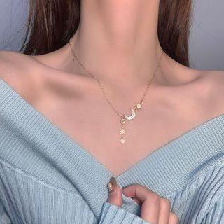 Moon Pendant Alloy Necklace 1 Pc - Gold - One Size