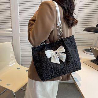 Bow Chain Shoulder Bag