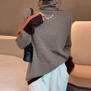 Turtleneck Zigzag Pattern Knit Top