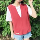 Short-sleeve T-shirt / V-neck Sleeveless Top