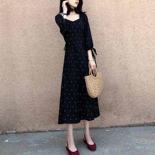 Dotted 3/4-sleeve Midi A-line Dress