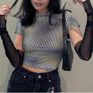 Set: Short-sleeve Dotted T-shirt + Mesh Arm Sleeves