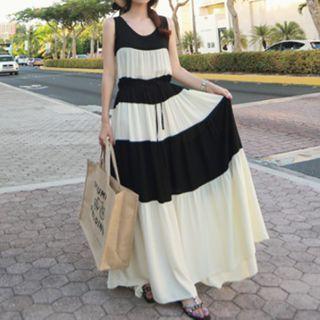 Sleeveless Paneled Maxi A-line Dress