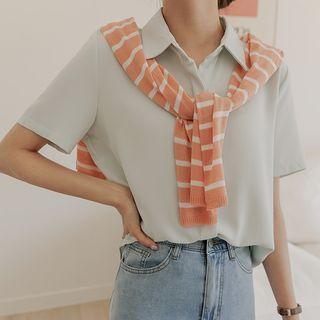 Pastel Short-sleeve Hidden-button Shirt