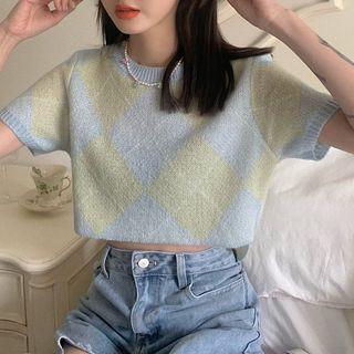 Short-sleeve Argyle Knit Top / Sweater Vest