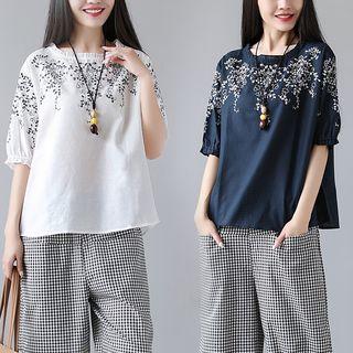 Elbow-sleeve Ruffled-trim Embroidery Top