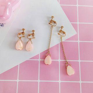 Petal Shaped Shell Drop Earring