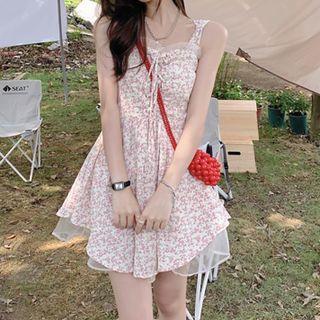 Short-sleeve Floral A-line Dress / Strappy Dress