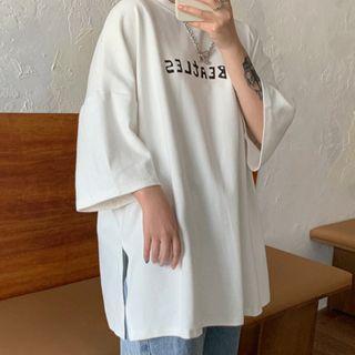 Short Sleeve Letter Print Slit-side T-shirt