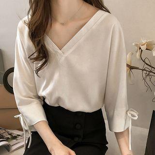 V-neck Tie-accent Shirt