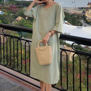 Elbow-sleeve Twisted Midi Dress