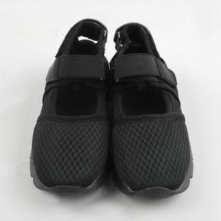Self-fastener Mesh Mary-jane Sneakers