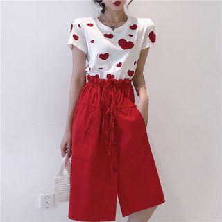 Short-sleeve Heart Embroidery T-shirt / A-line Skirt