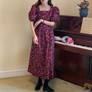 Short-sleeve Floral Midi A-line Dress Purple Flower - Black - One Size