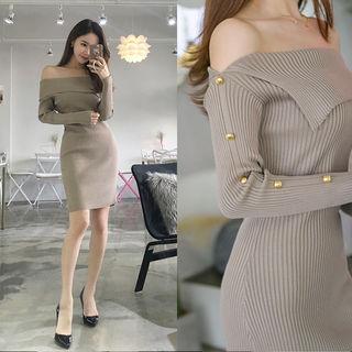Off-shoulder Button-detail Ribbed Dress