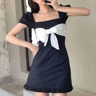 Short-sleeve Square-neck Bow-front Mini Sheath Dress
