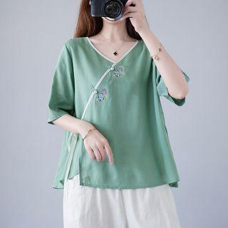 Elbow-sleeve Frog-buttoned Floral Embroidered Blouse