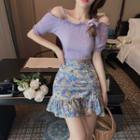 Short-sleeve Cold-shoulder T-shirt / Printed Mini A-line Skirt