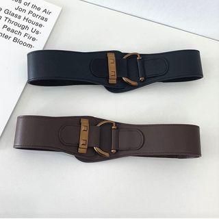 Metal Buckled Faux Leather Belt