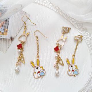 Non-matching Faux Pearl Rabbit Dangle Earring