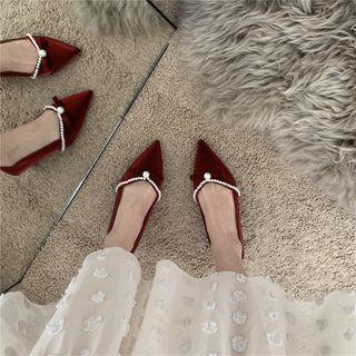 Pointed Beaded Low-heel Pumps