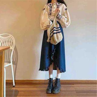 Puff-sleeve Blouse / Denim Midi Skirt