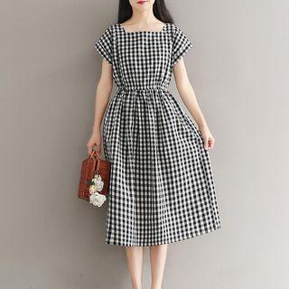 Short-sleeve Gather-waist Plaid Midi Dress