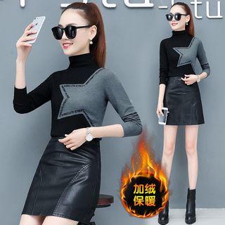 Mock Neck Long-sleeve Star Print Top