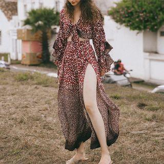 Set: Printed V-neck Top + Printed Wide-leg Pants