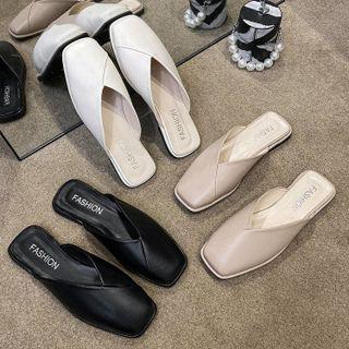 Square-toe Plain Flat Mules