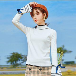 Contrast Trim Mock Neck Long Sleeve Top
