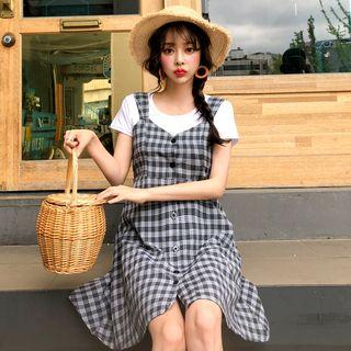 Set: Tie-back Plaid Mini Dress + T-shirt
